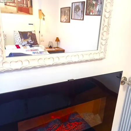 Its There Daire Aveiro