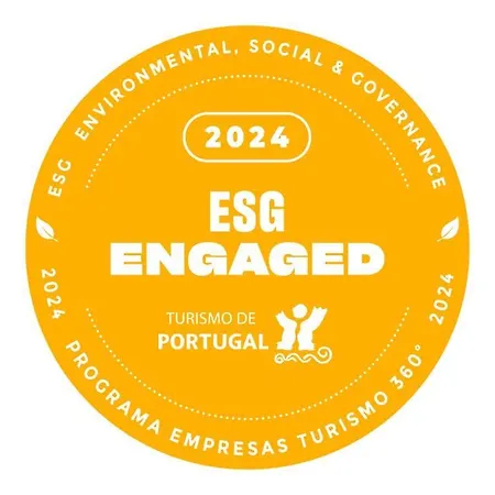 Its There Daire Aveiro